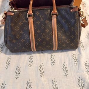 Authentic Louis Vuitton Monogram Soufflot MM
